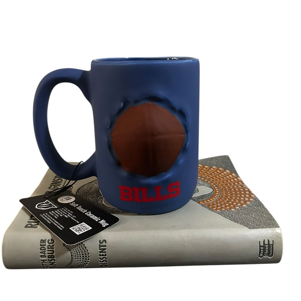 Buffalo Bills 3D Football Mug NEW - Picture 2 of 4